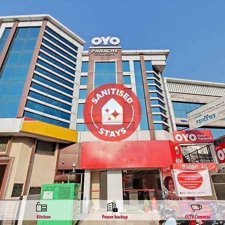 Oyo 10213 Hotel Panache Mathura Eksteriør bilde