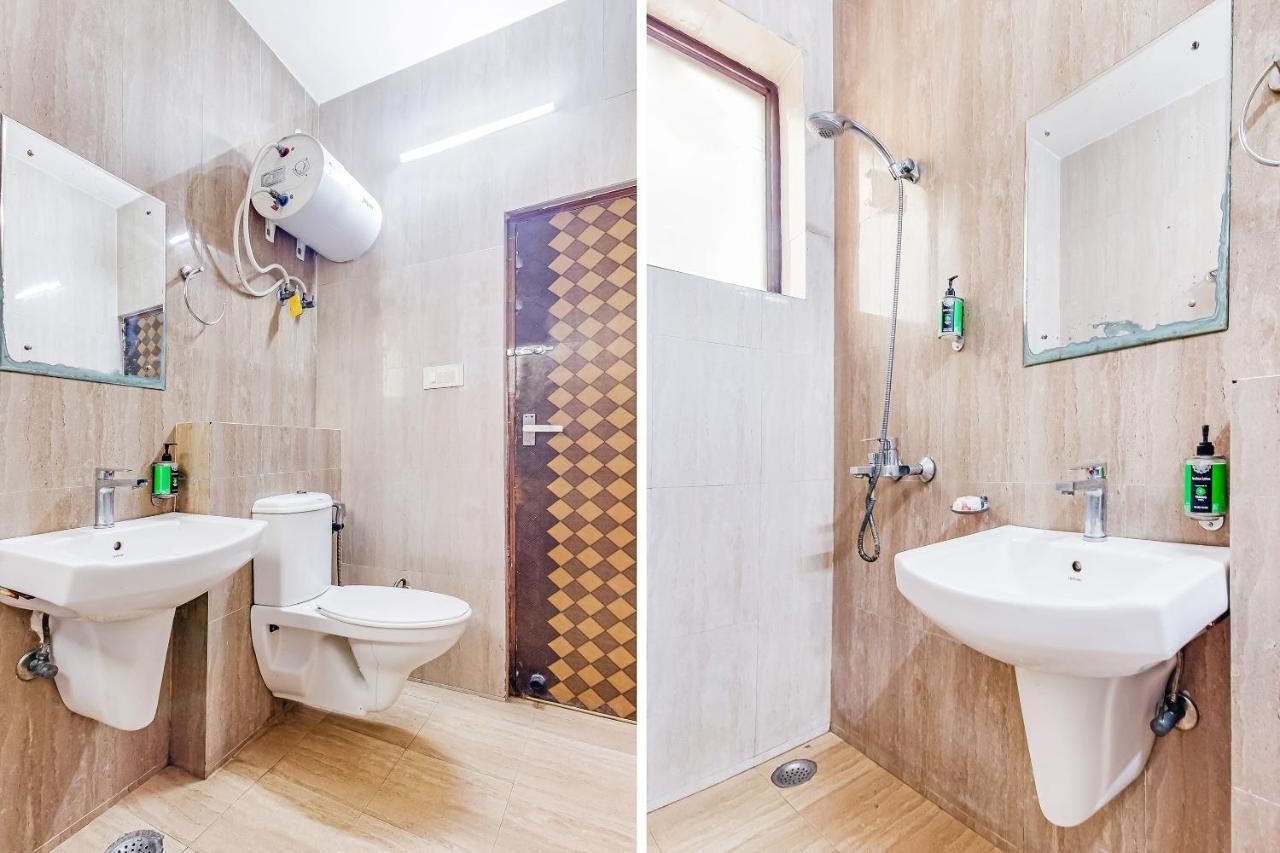 Oyo 10213 Hotel Panache Mathura Eksteriør bilde
